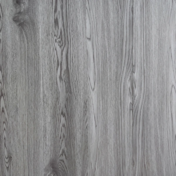 Piso vinílico cinza: conheça os 10 melhores modelos