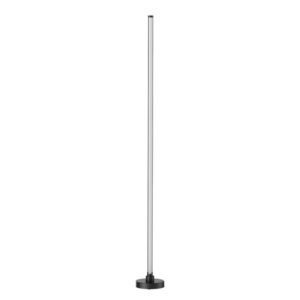 Luminária de Chão Preto Metal Inspire ao lado de poltrona e mesa pequena.