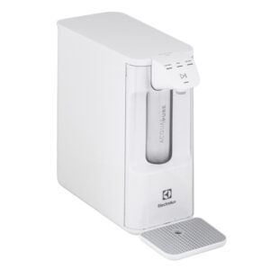 Purificador de Água Natural, Fria e Gelada Electrolux branco em fundo branco.