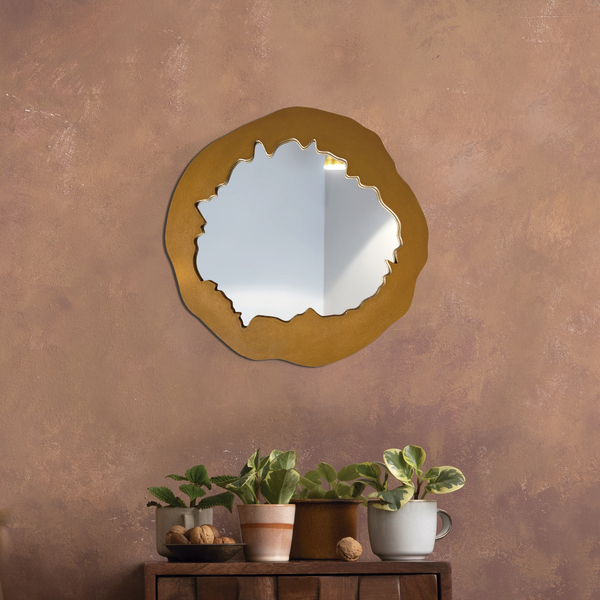 Tendência Cozy: parede com Espelho Emoldurado Tronco Pinus Amadeirado