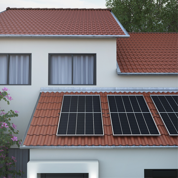 como limpar as placas solares: casa com telhado de cerâmica com Placa Solar On Grid 7,29Kwp