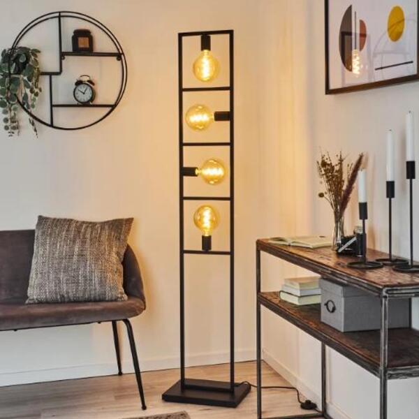 Lustre e Luminária: Luminária 4 Lâmpadas de chão em sala
