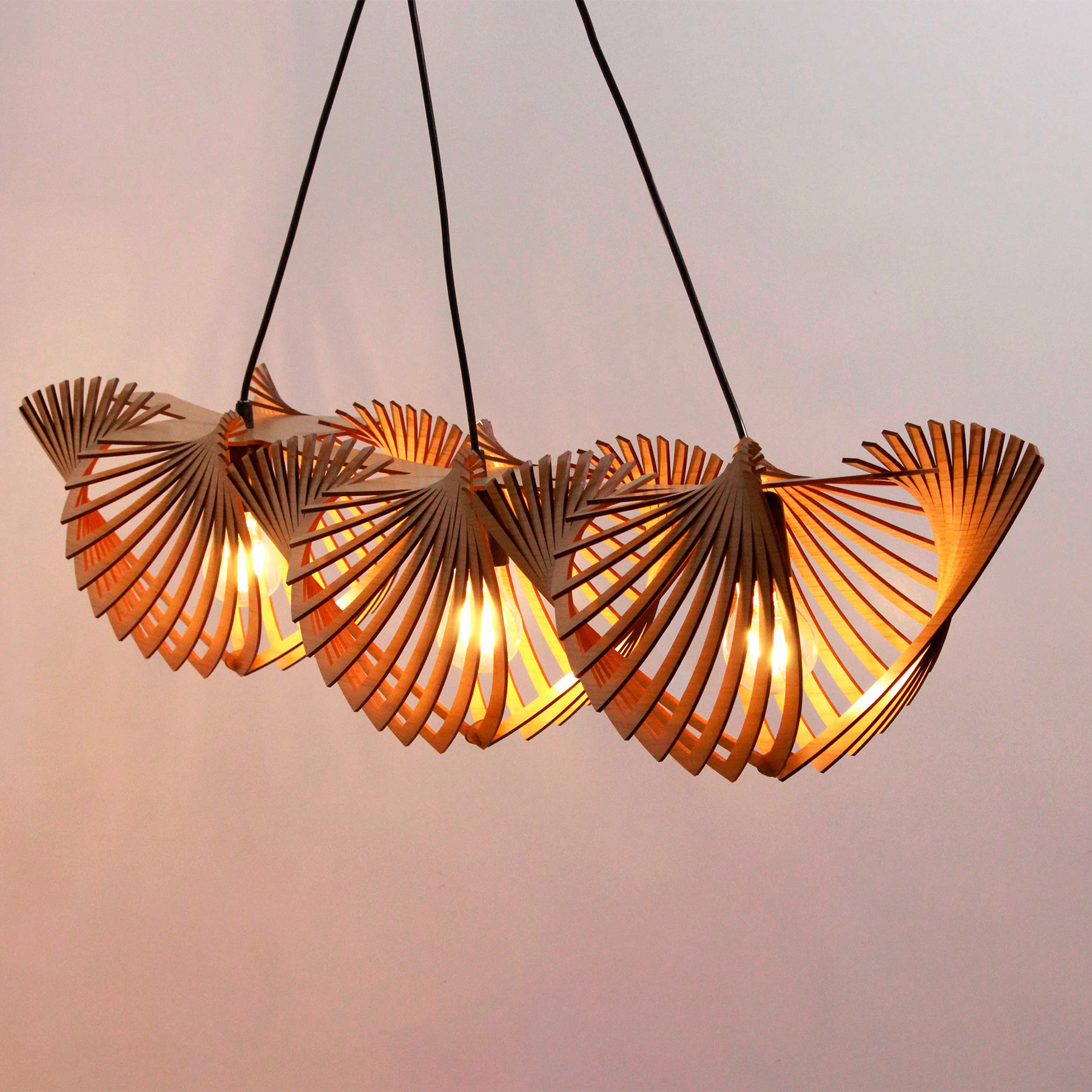 iluminação decorativa: Pendente de Madeira Marrom com 3 Lâmpadas