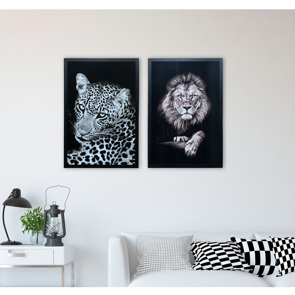 Composição de quadros: sala com Quadro Leão Preto e Branco