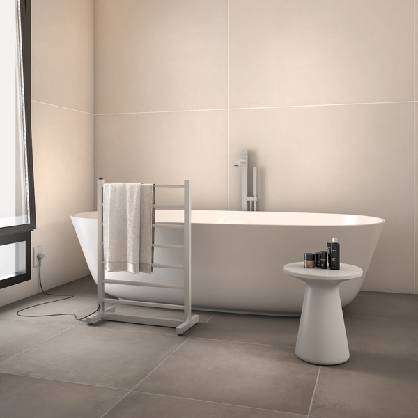 Toalheiro Térmico de Chão 74x55 cm Inox ao lado de banheiro