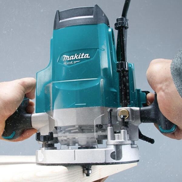 Tupia Makita: Tupia de Coluna Profissional 12mm Makita