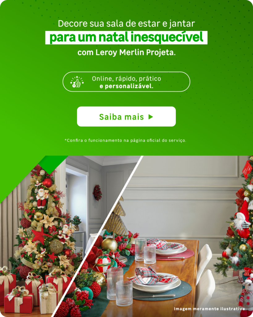 Árvore de Natal e mesa posta enfeitadas para o Natal.