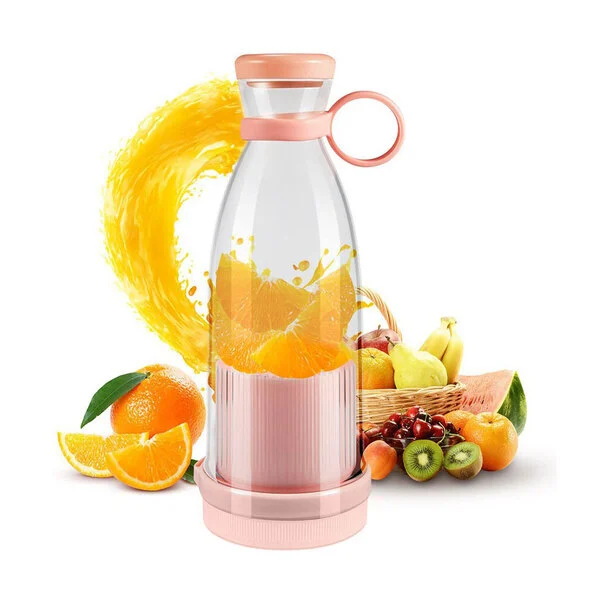 Garrafa Mixer Potente USB Portátil Rosa com laranjas dentro e uma variedade de frutas ao fundo.